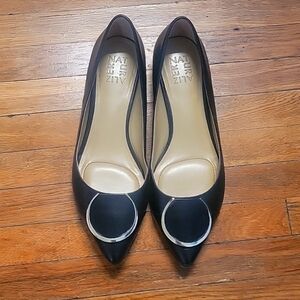 Naturalizer Black Leather Pointed Toe Flats